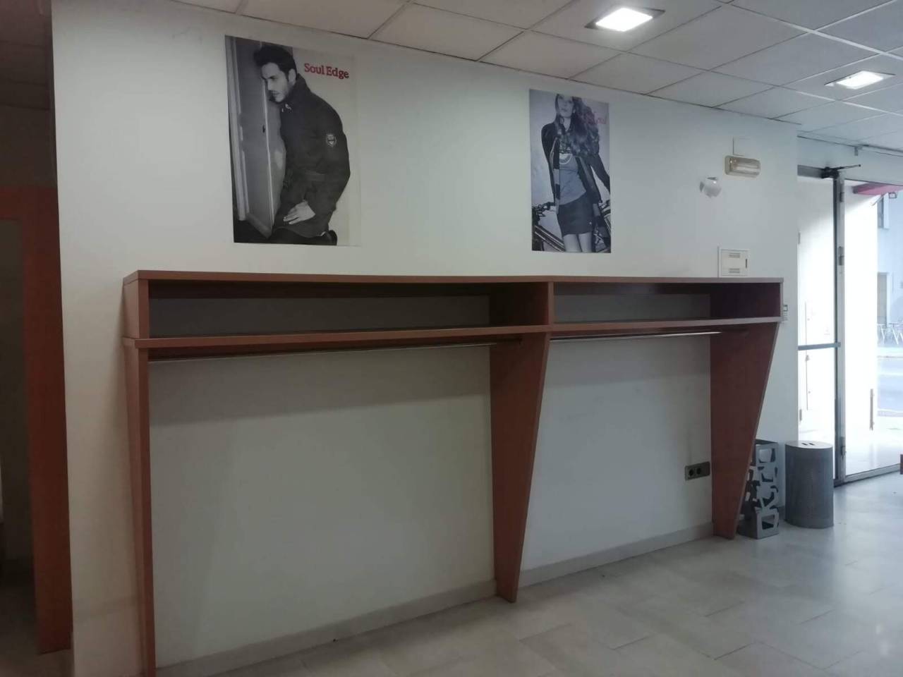 locales-comerciales en oliva · nucli-urba 90000.00€