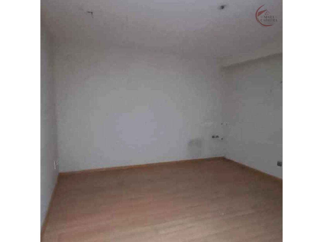 locales-comerciales en oliva · nucli-urba €