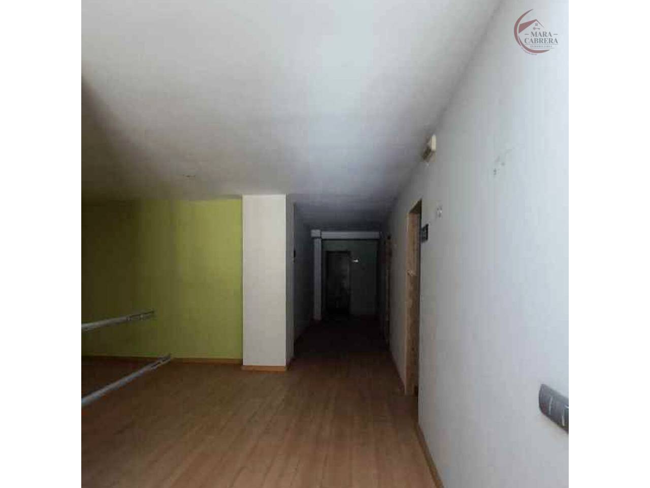 locales-comerciales en oliva · nucli-urba €