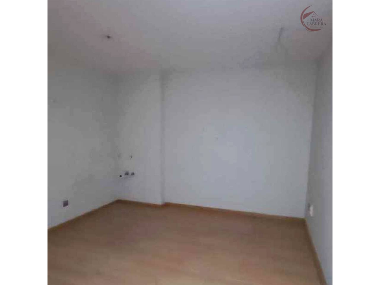 locales-comerciales en oliva · nucli-urba €