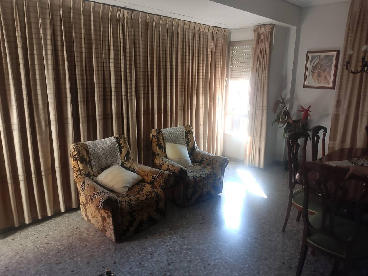edificio en oliva · nucli-urba 480000.00€