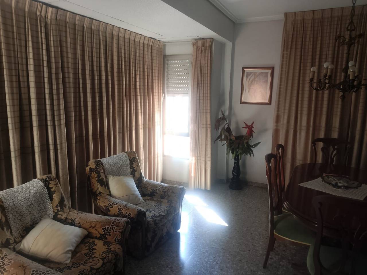 edificio en oliva · nucli-urba 480000.00€