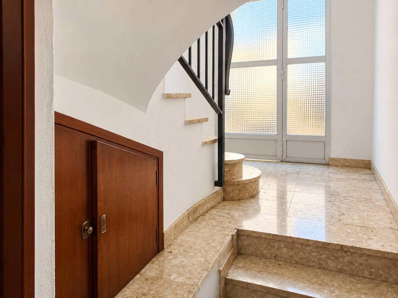 edificio en oliva · nucli-urba 480000.00€
