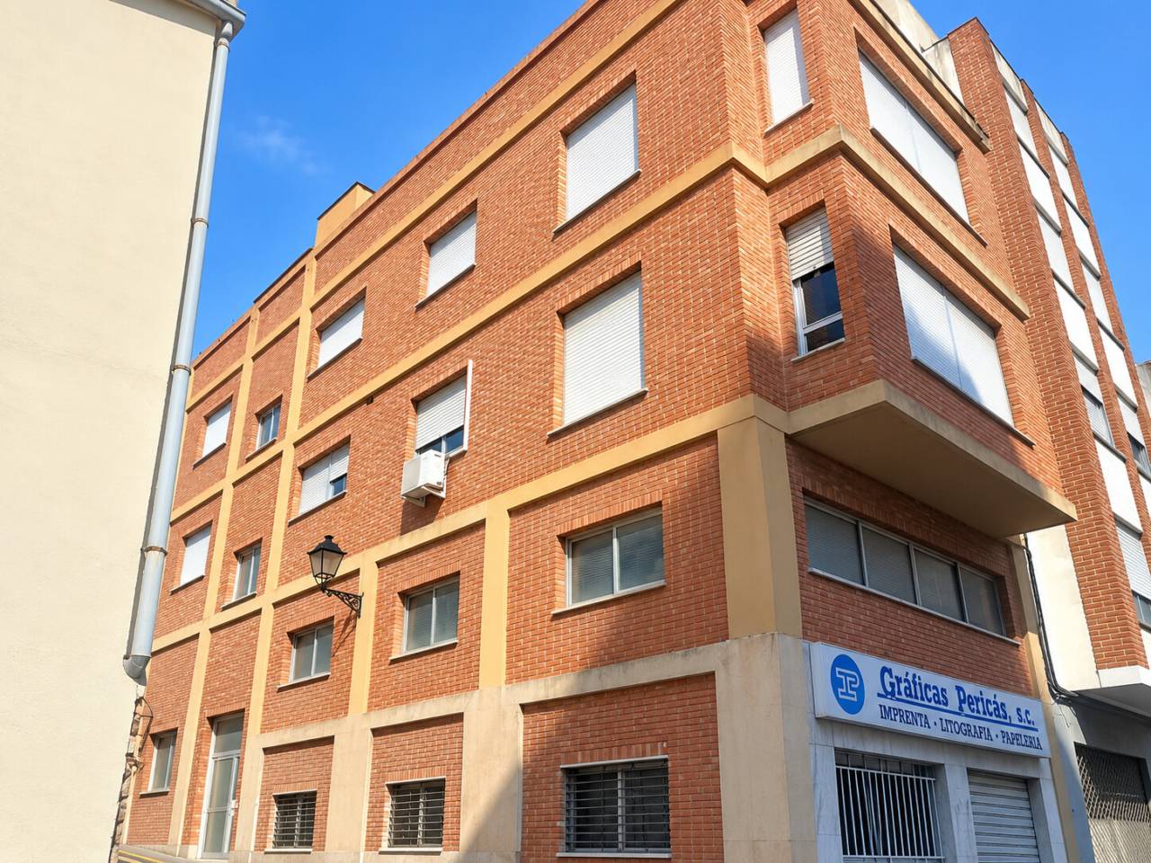 edificio en oliva · nucli-urba 480000.00€