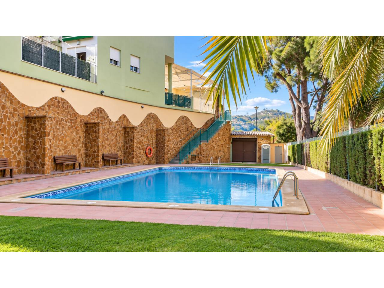 casa-adosada en almoines · almoines 259000.00€
