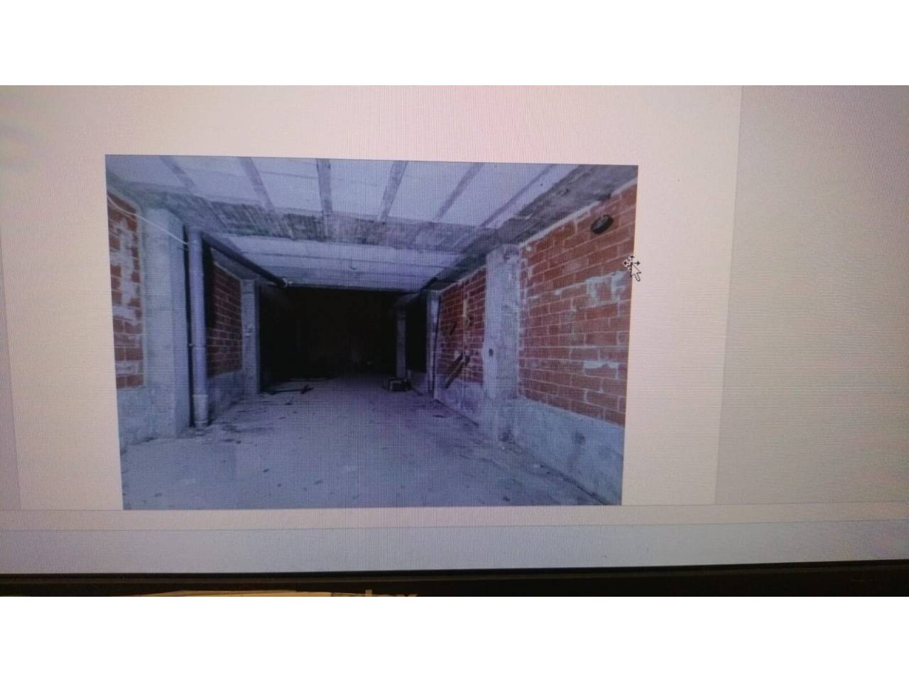 locales-comerciales en oliva · nucli-urba €