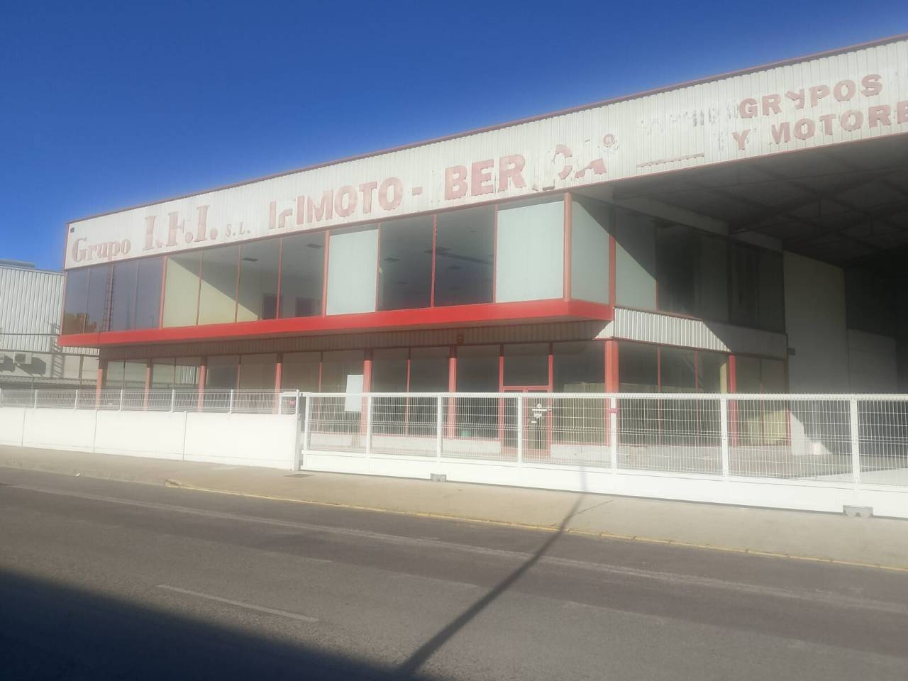 nave-industrial en xeraco · xeraco 1850000.00€