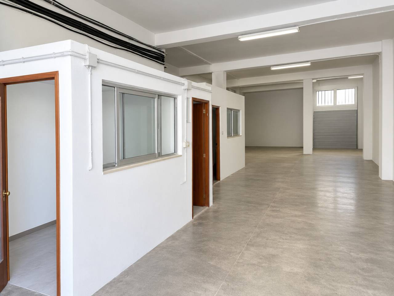 locales-comerciales en oliva · nucli-urba 100000.00€