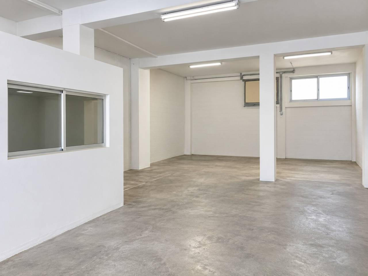 locales-comerciales en oliva · nucli-urba 100000.00€