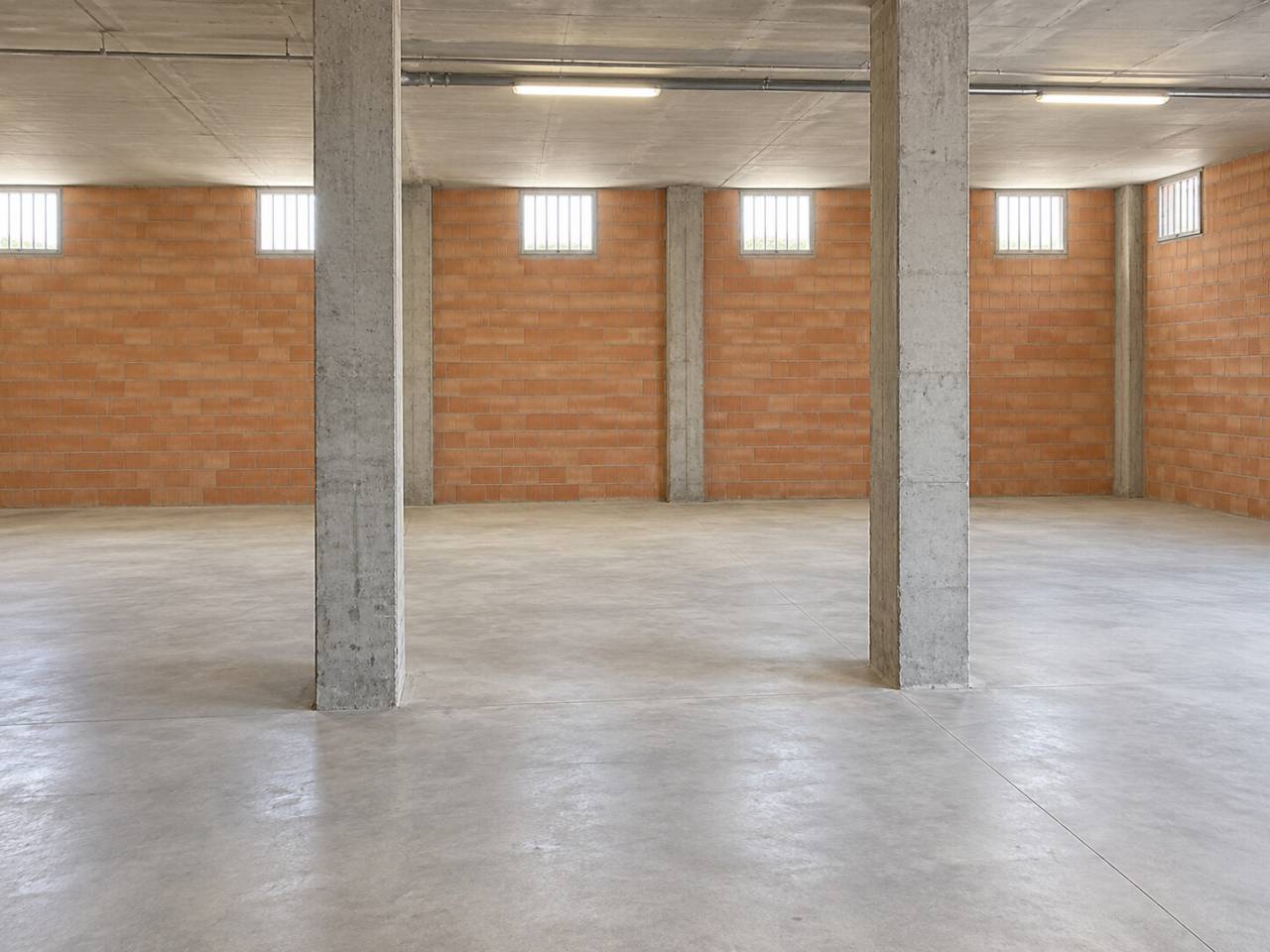 locales-comerciales en oliva · nucli-urba €