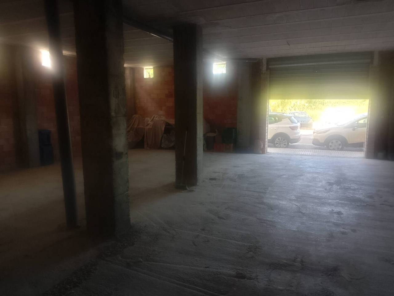 locales-comerciales en oliva · nucli-urba €