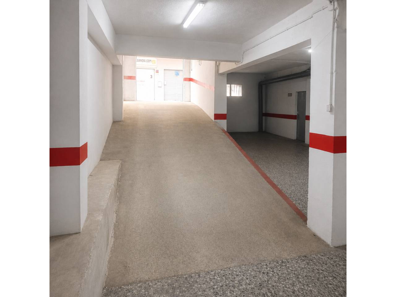 locales-comerciales en gandia · republica-argentina-iglesia-cristo-rey 72000.00€