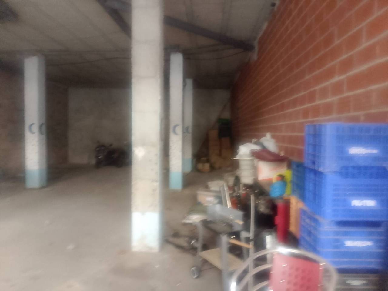 locales-comerciales en oliva · nucli-urba €