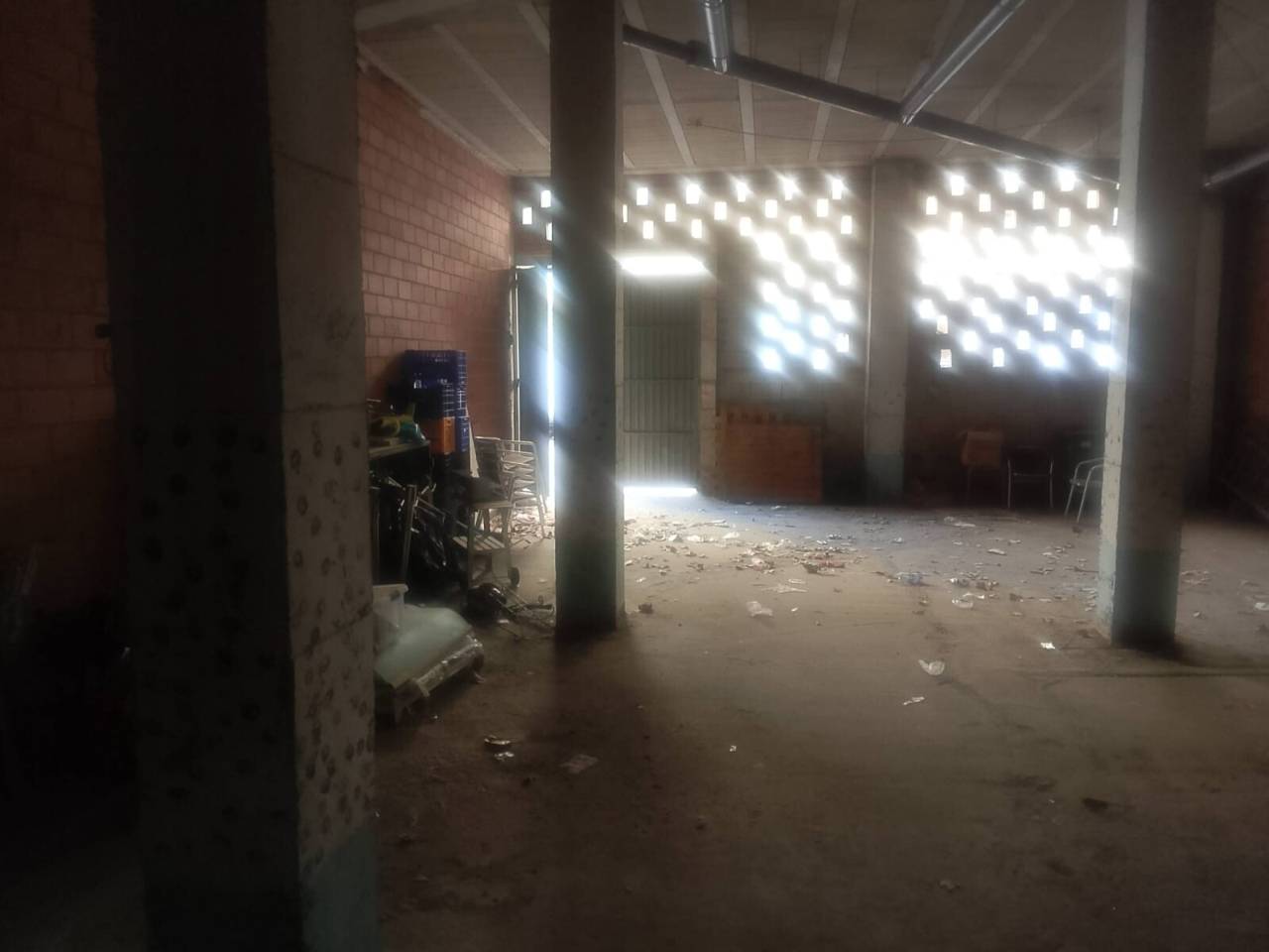 locales-comerciales en oliva · nucli-urba €