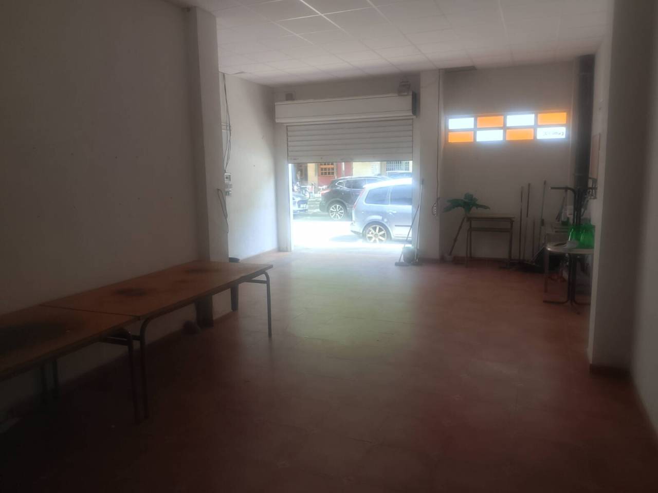 locales-comerciales en oliva · nucli-urba €