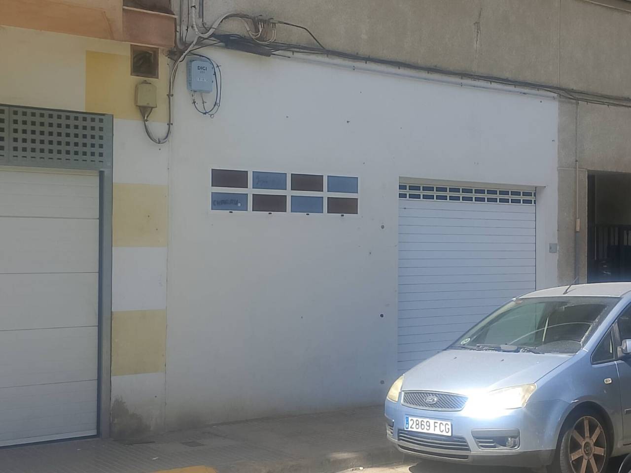 locales-comerciales en oliva · nucli-urba €