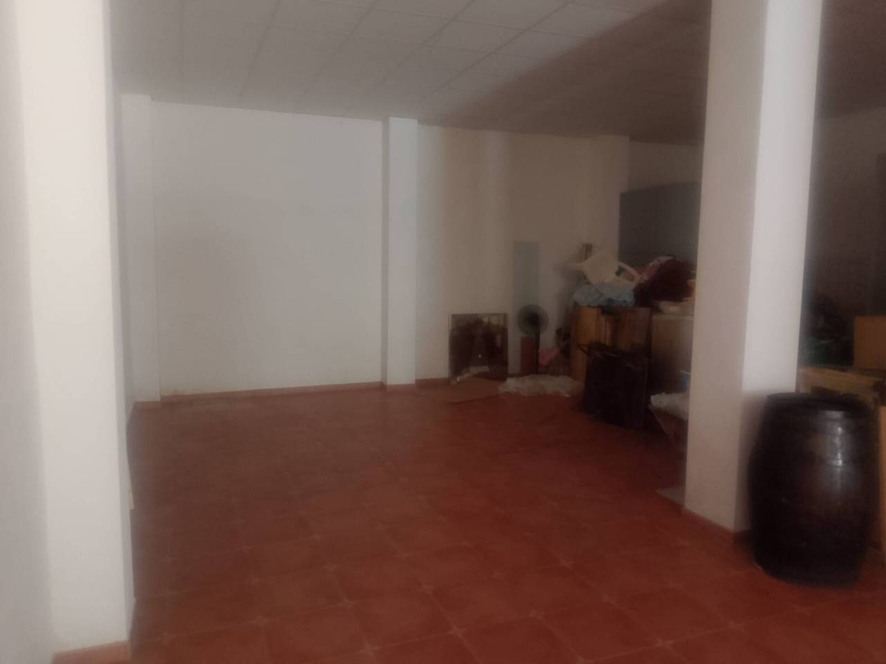 locales-comerciales en oliva · nucli-urba €