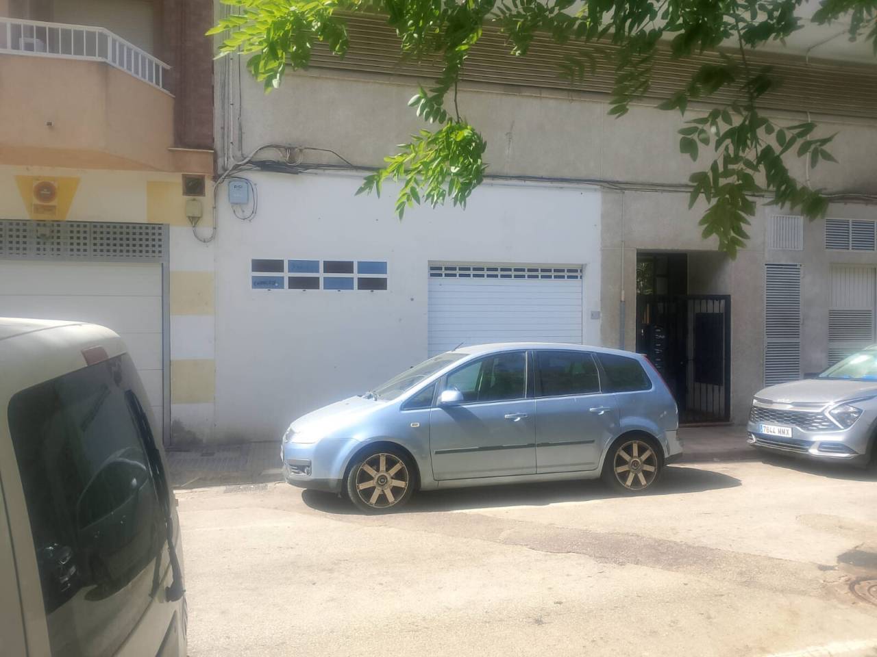 locales-comerciales en oliva · nucli-urba €
