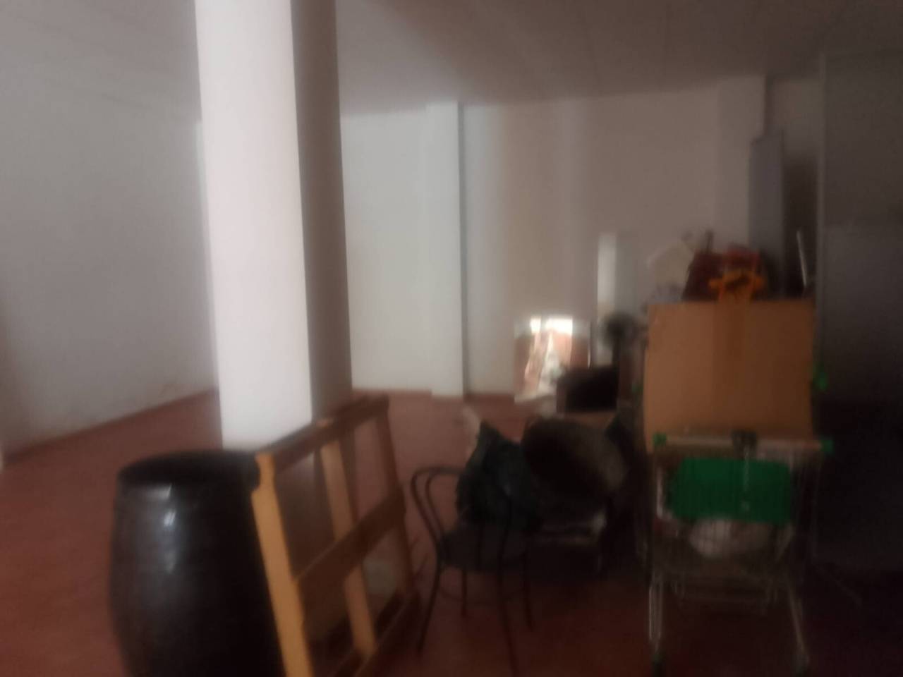 locales-comerciales en oliva · nucli-urba €