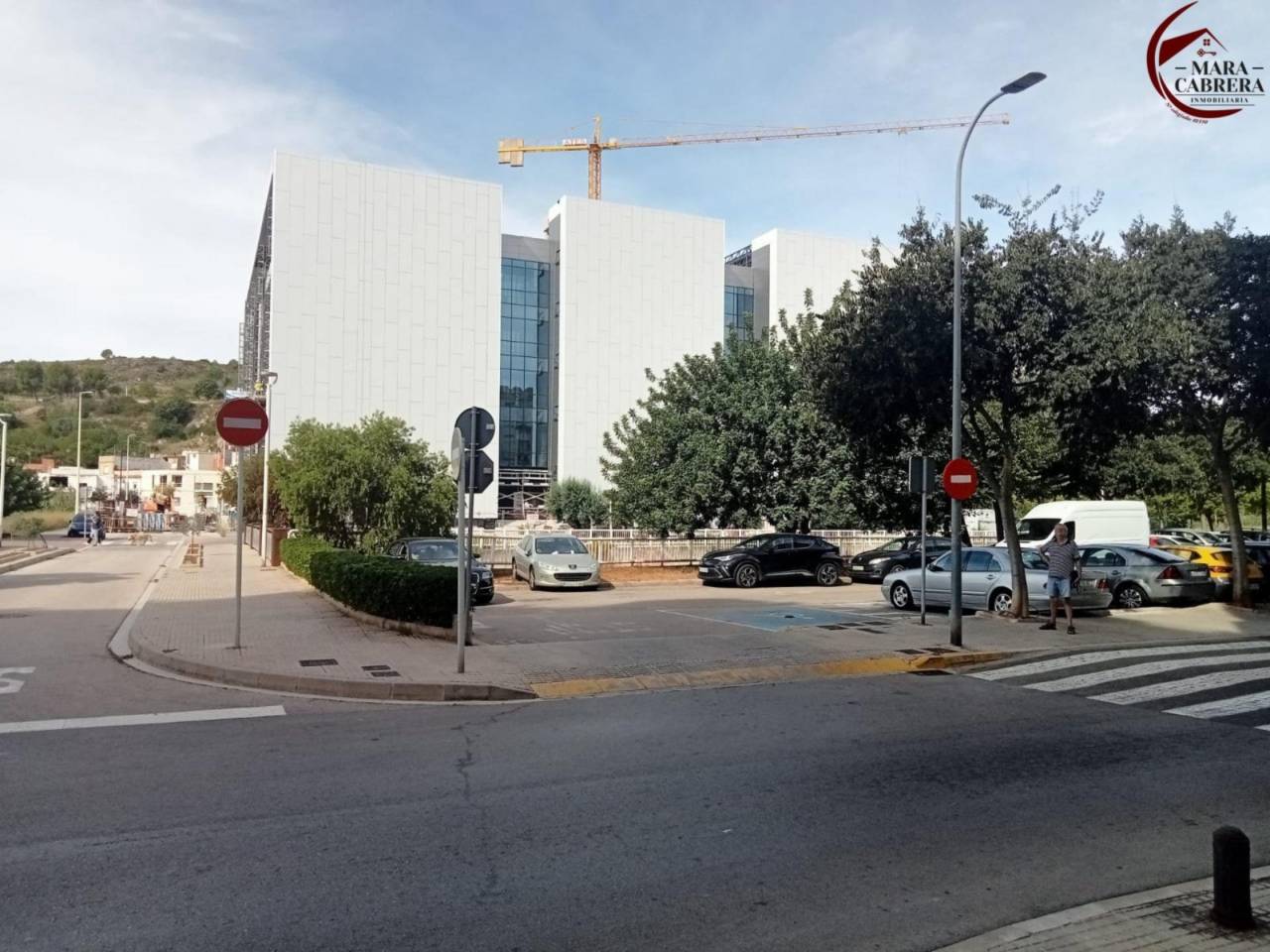 locales-comerciales en gandia · republica-argentina-iglesia-cristo-rey €