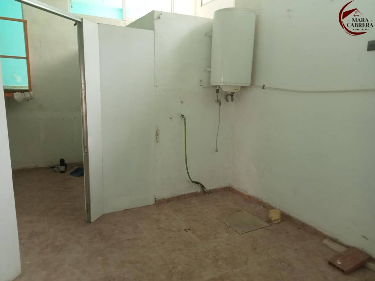 locales-comerciales en gandia · republica-argentina-iglesia-cristo-rey €