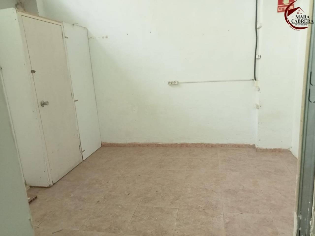 locales-comerciales en gandia · republica-argentina-iglesia-cristo-rey €