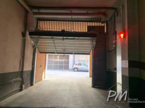 Parquing en lloguer en Sant Narcís-Pare Coll de 2ª mà - 6892