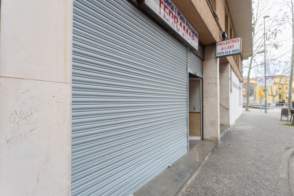 Local comercial en venta delante RIU GÜELL, Girona de 2ª mano - 4966