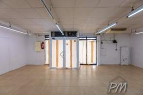 Se vende local en Salt de 2ª mano - 7396