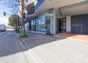 LOCAL CON PLAZA DE PARQUING EN VENTA EN MIGDIA de 2ª mano - 7776