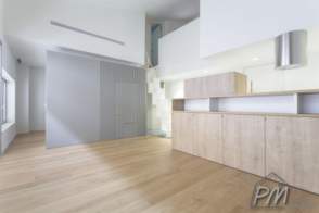 EDIFICIO SEMINUEVO Y MODERNO EN VENTA GIRONA de 2ª mano - 7801