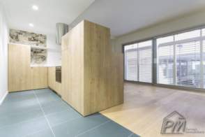EDIFICIO SEMINUEVO Y MODERNO EN VENTA GIRONA de 2ª mano - 7801