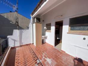 En venta Edificio compuesto de 2 viviendas y almacén de 2ª mano - 7991