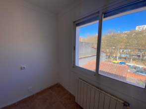 En venta Edificio compuesto de 2 viviendas y almacén de 2ª mano - 7991