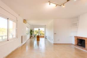 Piso en venta en Palamós de 2ª mano - 8001