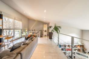 Casa exclusiva en venta a Girona de 2ª mano - 7936