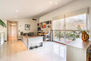 Casa exclusiva en venta a Girona de 2ª mano - 7936