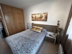 Piso en venta en la Escala de 2ª mano - 7981