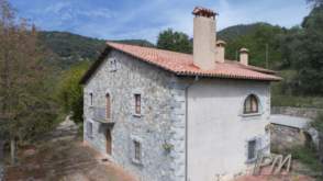 Finca rústica en alquiler  a la montaña en pueblo de Amer de 2ª mano - 8206