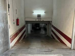 Plaza de aparcamiento en alquiler para coche mediano-pequeño de 2ª mano - 8771