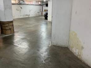 Plaza de aparcamiento en alquiler para coche mediano-pequeño de 2ª mano - 8771