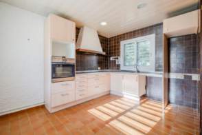 Casa unifamiliar en venta - Vilobí d'Onyar de 2ª mano - 9001
