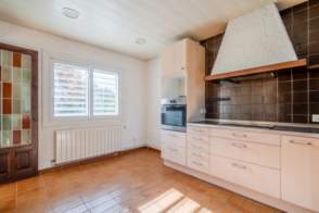 Casa unifamiliar en venta - Vilobí d'Onyar de 2ª mano - 9001