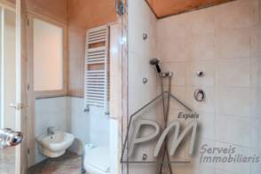 Casa en venta Modernista en el corazón de Cassa de la Selva de 2ª mano - 9106