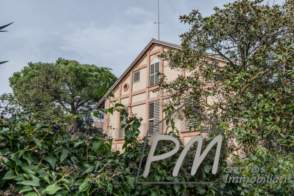 Casa en venta Modernista en el corazón de Cassa de la Selva de 2ª mano - 9106