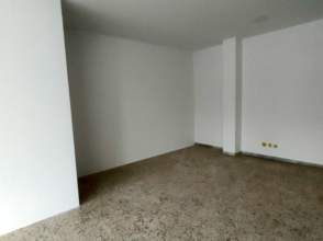 Local comercial en venta -La Bisbal de 2ª mano - 9091