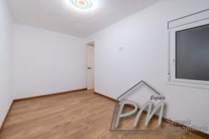 Piso en venta Zona Barri Vell- Hospital Trueta de 2ª mano - 9151