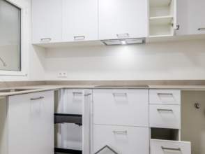 Piso en venta Zona Barri Vell- Hospital Trueta de 2ª mano - 9151