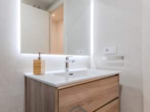 Piso en venta Zona Barri Vell- Hospital Trueta de 2ª mano - 9151