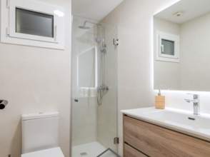 Piso en venta Zona Barri Vell- Hospital Trueta de 2ª mano - 9151